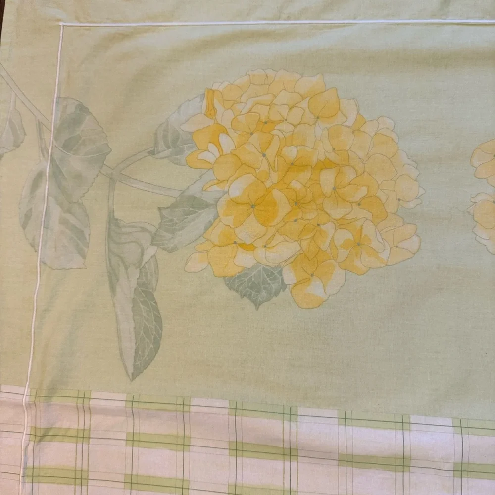 Yves Delorme Paris 2 Euro Shams 29” Square